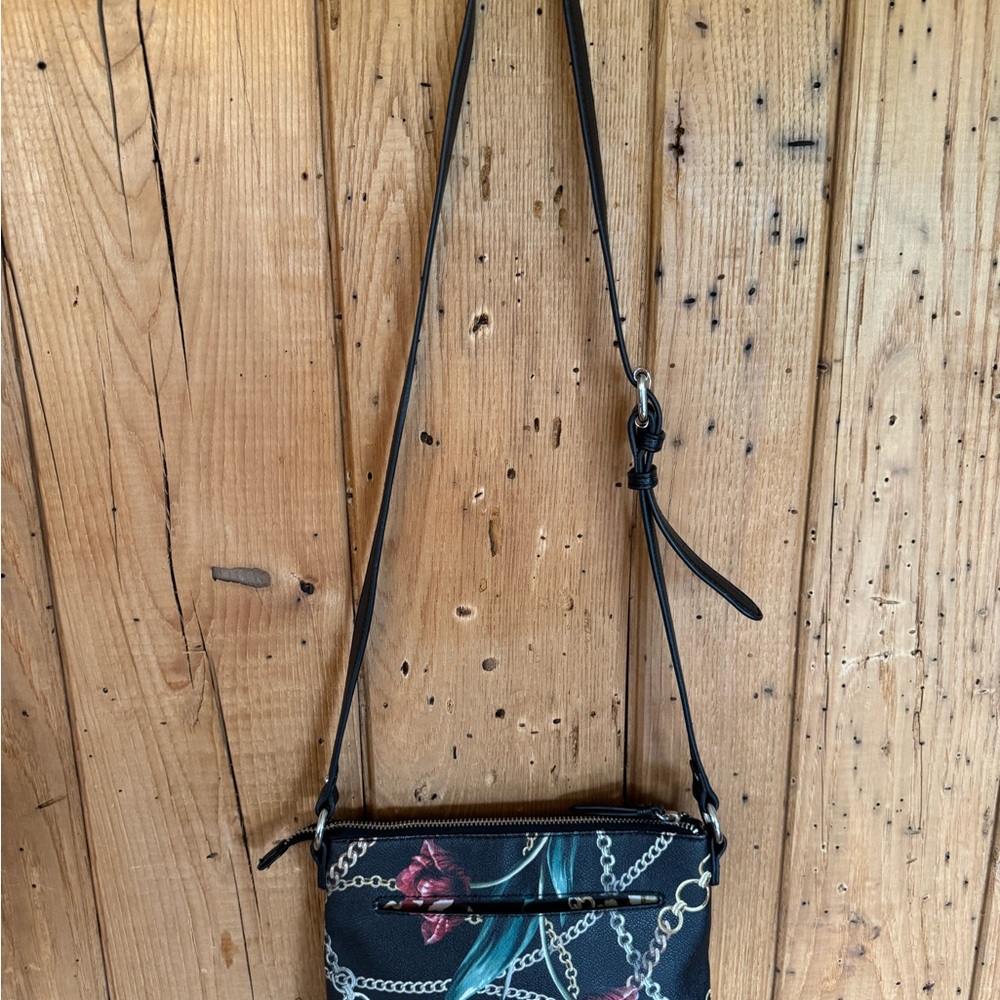 Dana Buchman Black & Red Floral Crossbody Handbag with Chain Strap - Picture 14 of 14